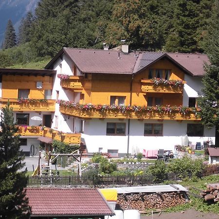 Hotel Haus Waldheim Sankt Leonhard im Pitztal Exterior foto
