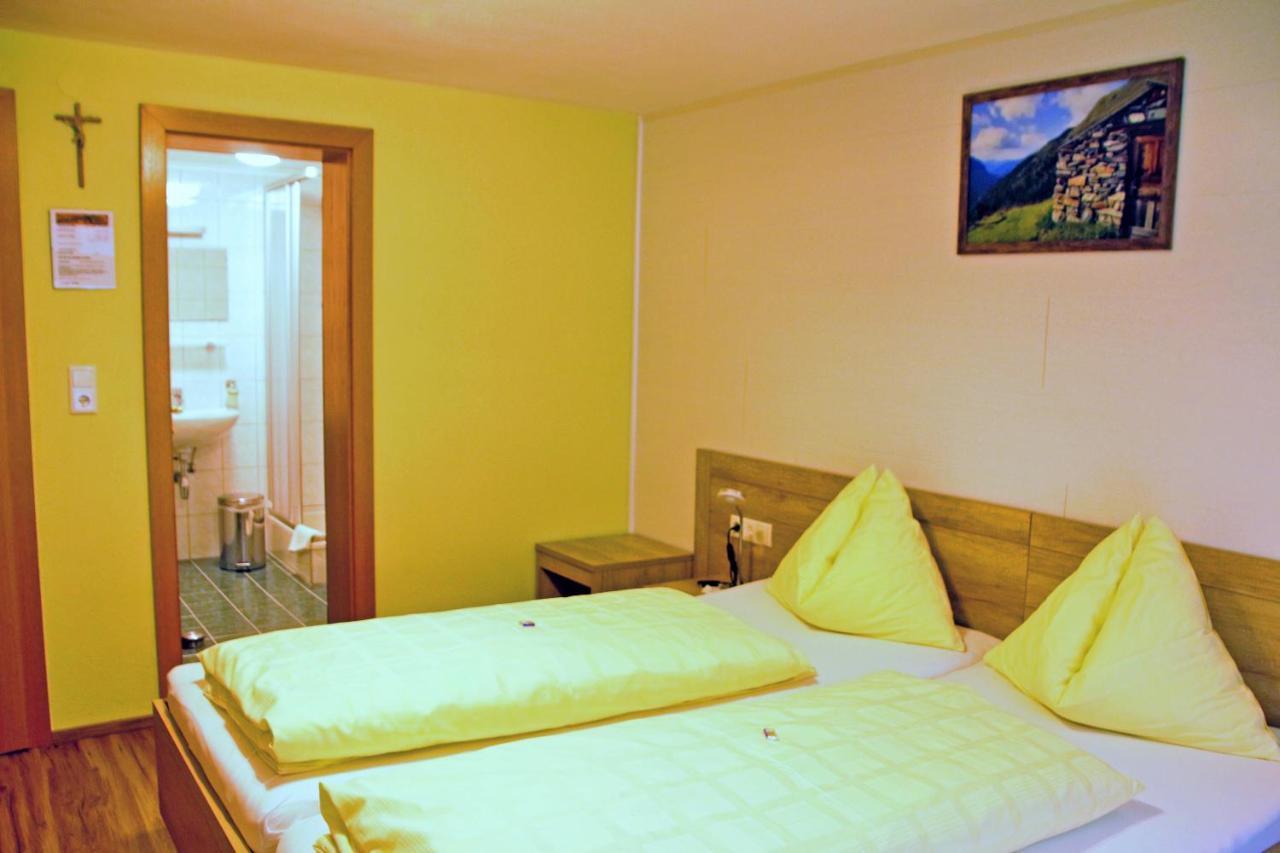 Hotel Haus Waldheim Sankt Leonhard im Pitztal Exterior foto