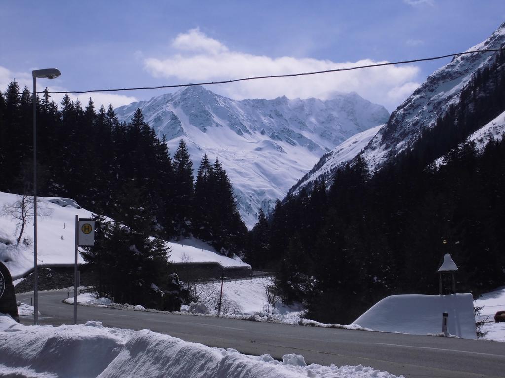 Hotel Haus Waldheim Sankt Leonhard im Pitztal Exterior foto
