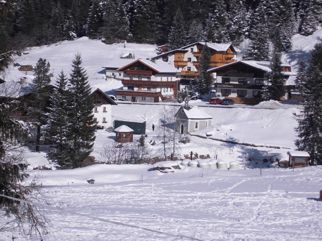 Hotel Haus Waldheim Sankt Leonhard im Pitztal Exterior foto