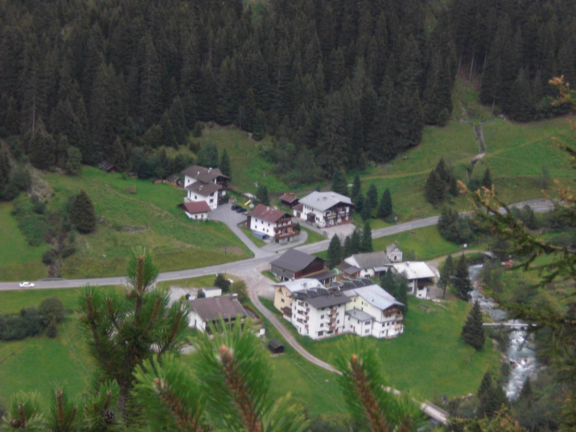 Hotel Haus Waldheim Sankt Leonhard im Pitztal Exterior foto